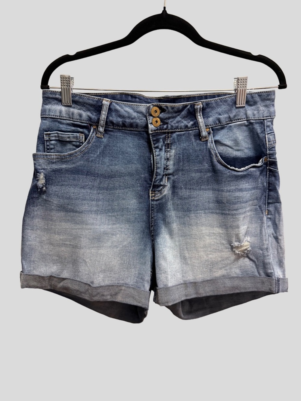 Vanilla Star Distressed Denim Shorts Size 14 Light Wash Cuffed